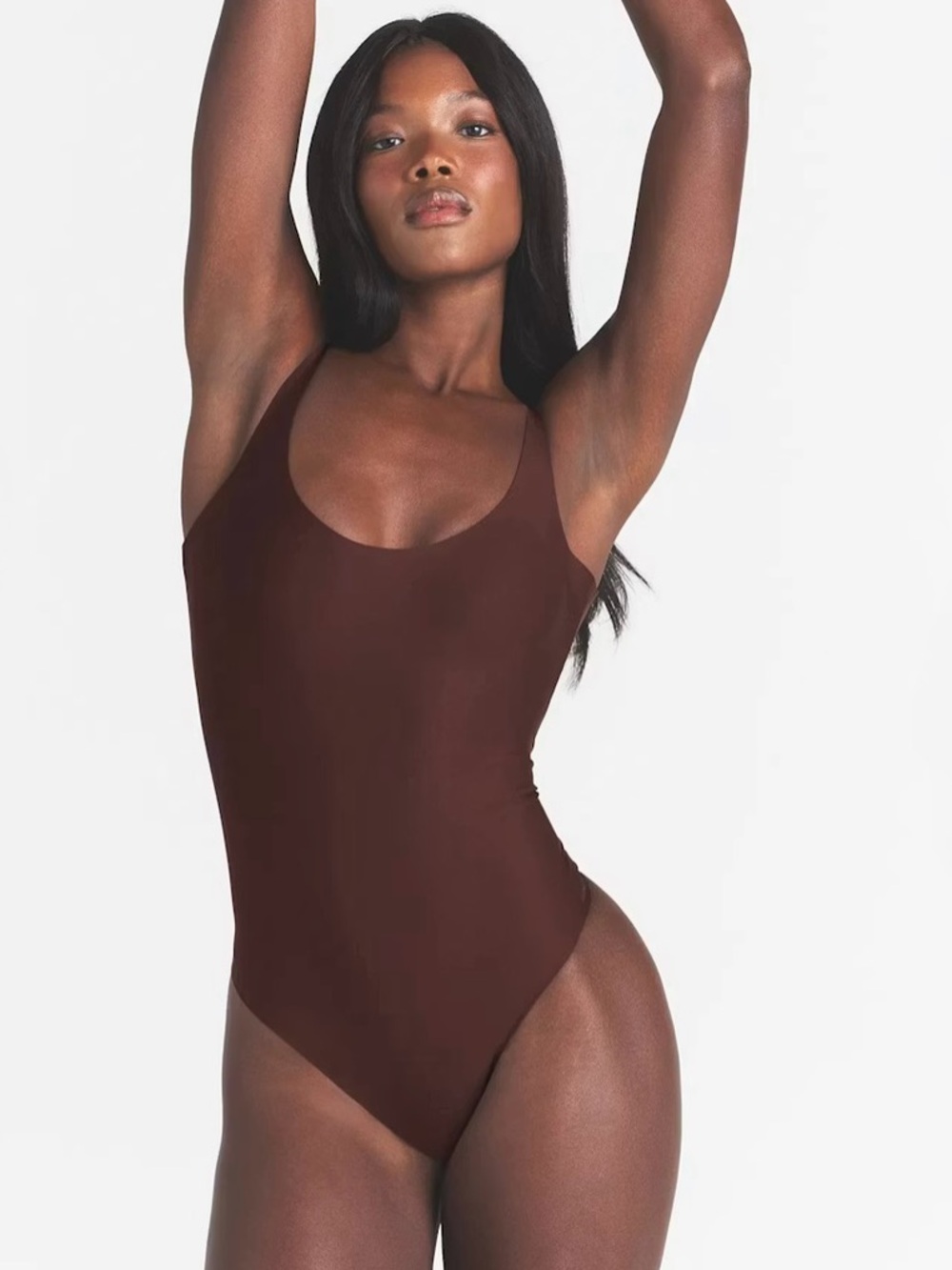 SKIMS BODY
SCOOP LOW BACK THONG BODYSUIT IN COCOA SIZE S SMALL
$88